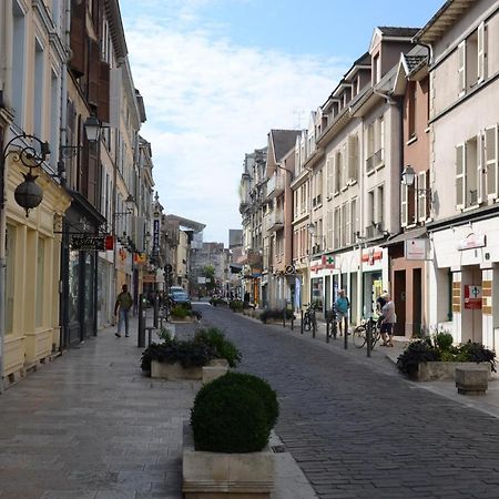 Le Zola - Appartement Troyes Centre Екстер'єр фото